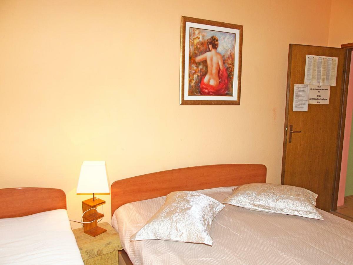 Apartmani Diana Макарська Екстер'єр фото