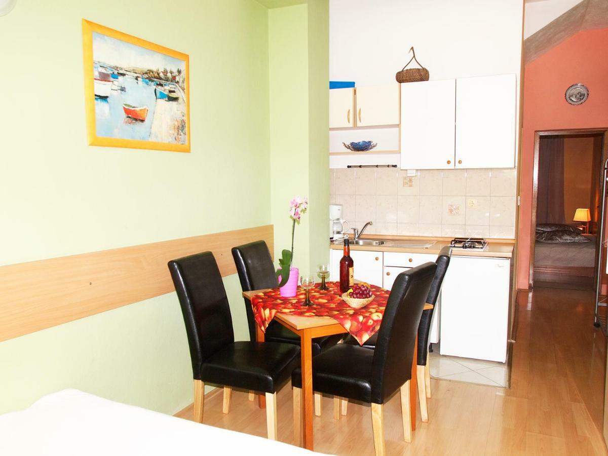 Apartmani Diana Макарська Екстер'єр фото