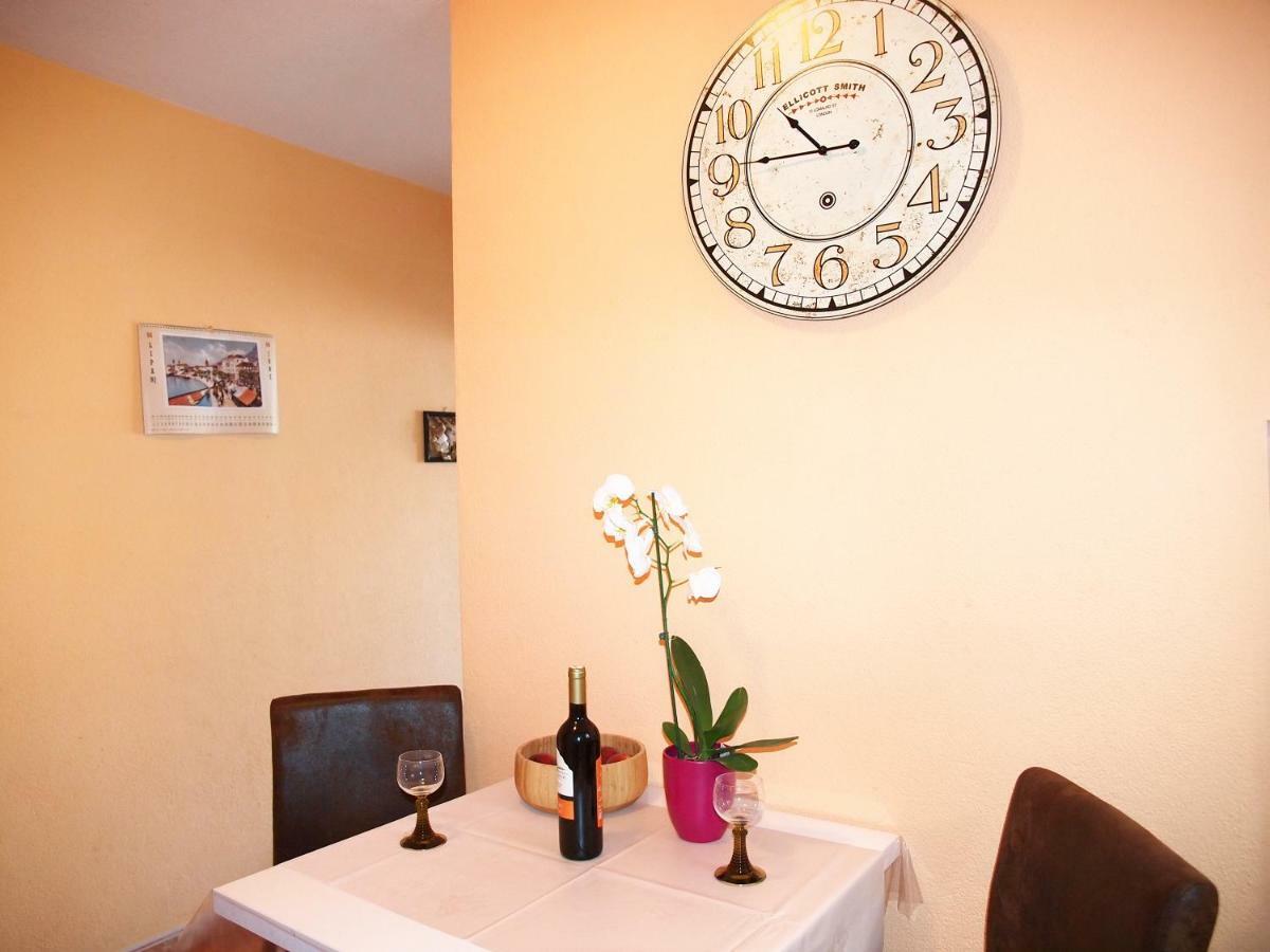 Apartmani Diana Макарська Екстер'єр фото