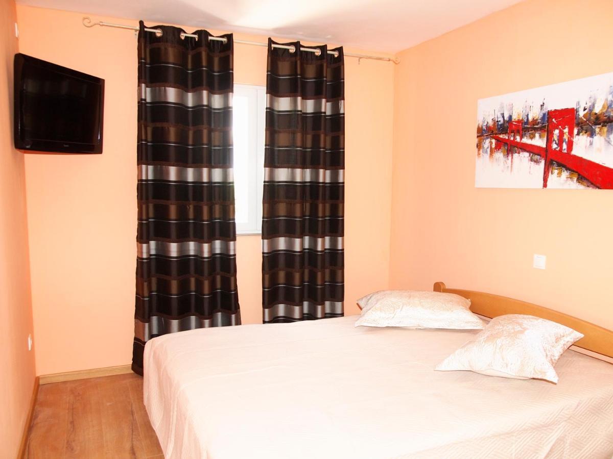 Apartmani Diana Макарська Екстер'єр фото