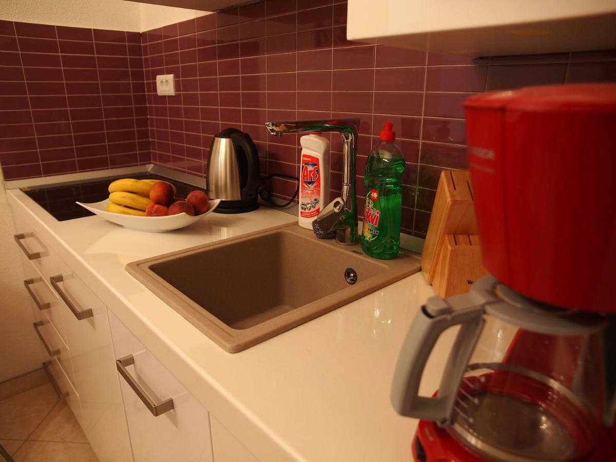 Apartmani Diana Макарська Екстер'єр фото
