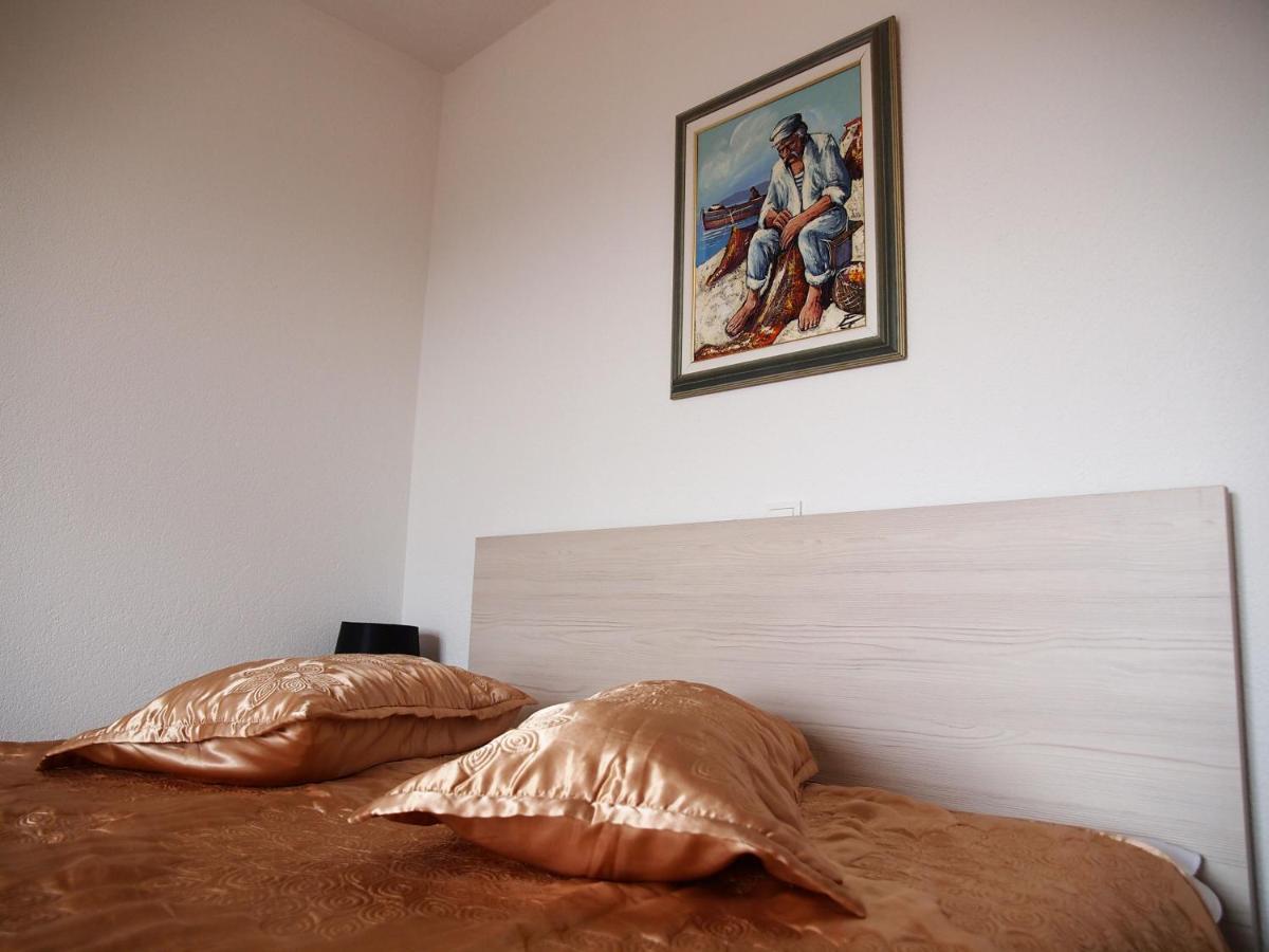 Apartmani Diana Макарська Екстер'єр фото
