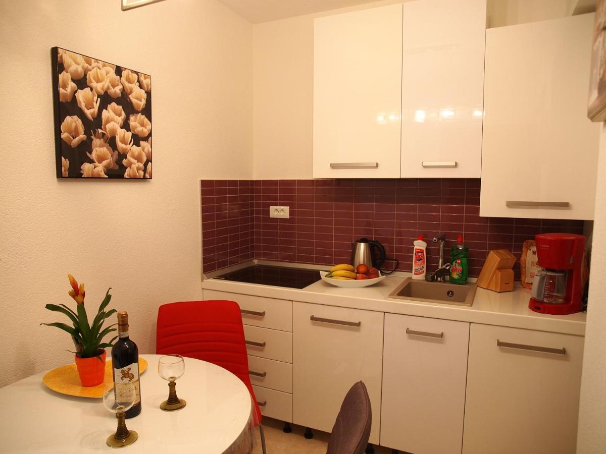 Apartmani Diana Макарська Екстер'єр фото